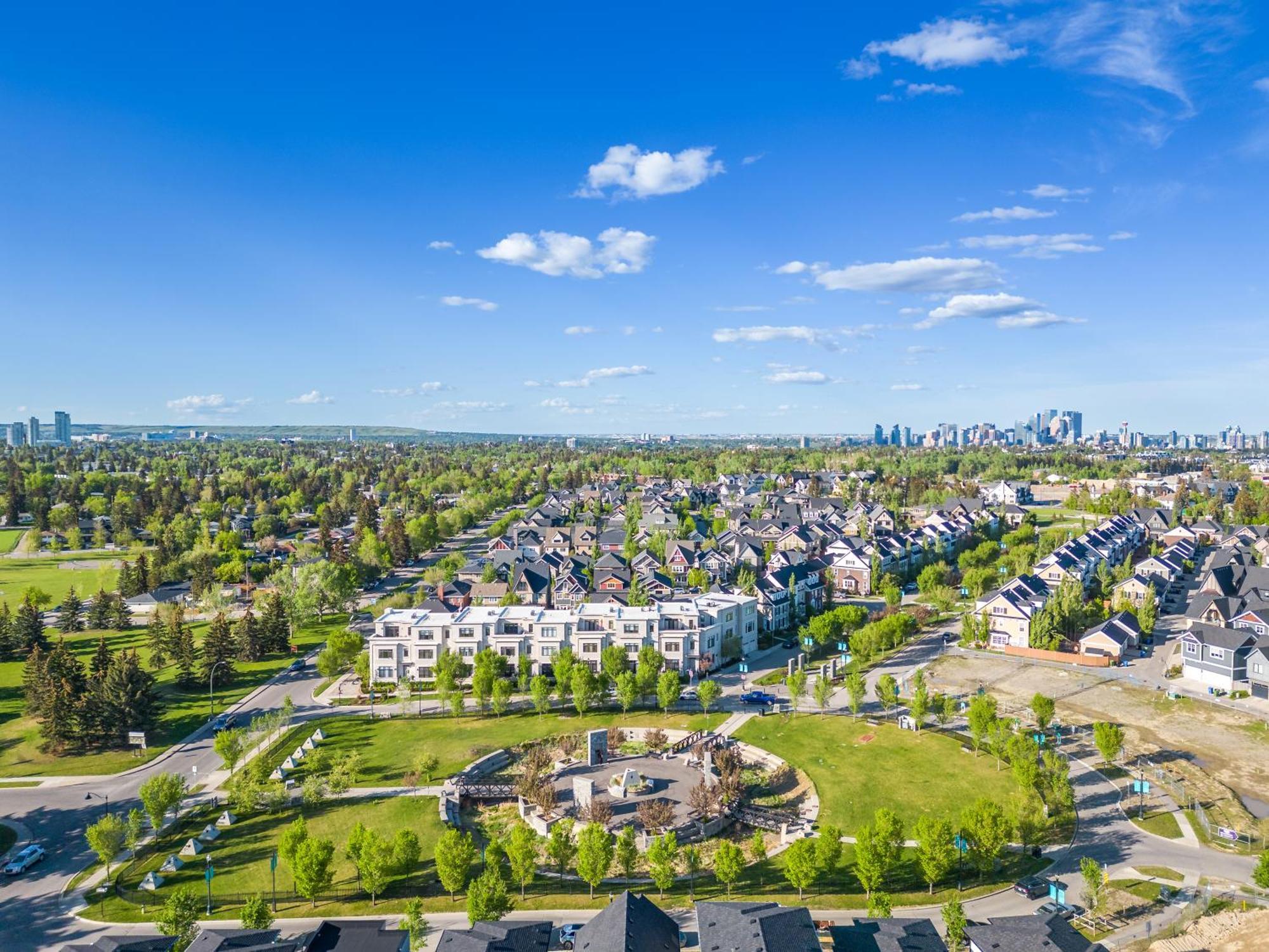 Stylish Unit In Historic Currie Apartment Calgary Luaran gambar